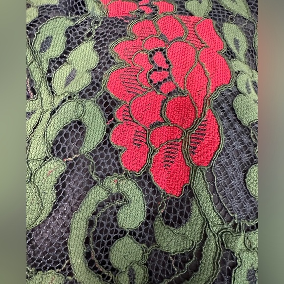 NWT The Moon Collection Green Lace Floral Neck Bow Dress Sz M - Picture 3 of 12